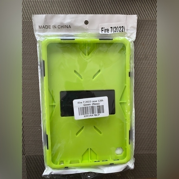 KINDLE Fire 7 Case 2022 12th
Generation Kickstand Heavy Duty Armor Defender NWT - Picture 10 of 11